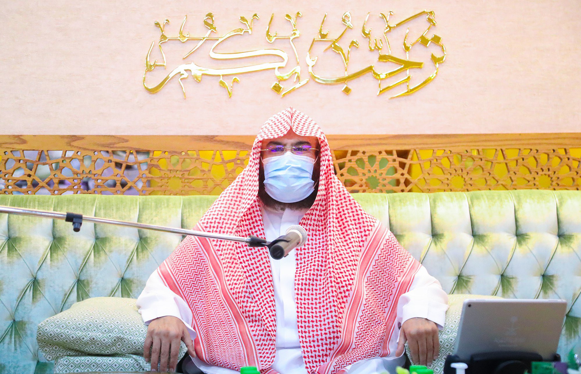 السديس لمديري العموم: يجب أن يجد المعتمر أرقى وأفضل الخدمات
