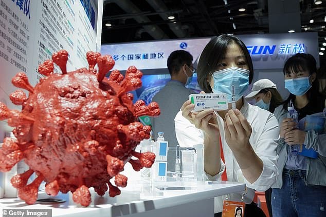 الصين تعلن توافر أحد لقاحات كوفيد-19 في الأسواق بعد شهرين فقط