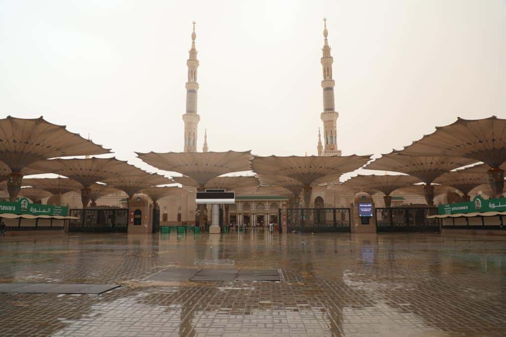نظام جديد لتطهير وتعقيم المسجد النبوي بالأوزون