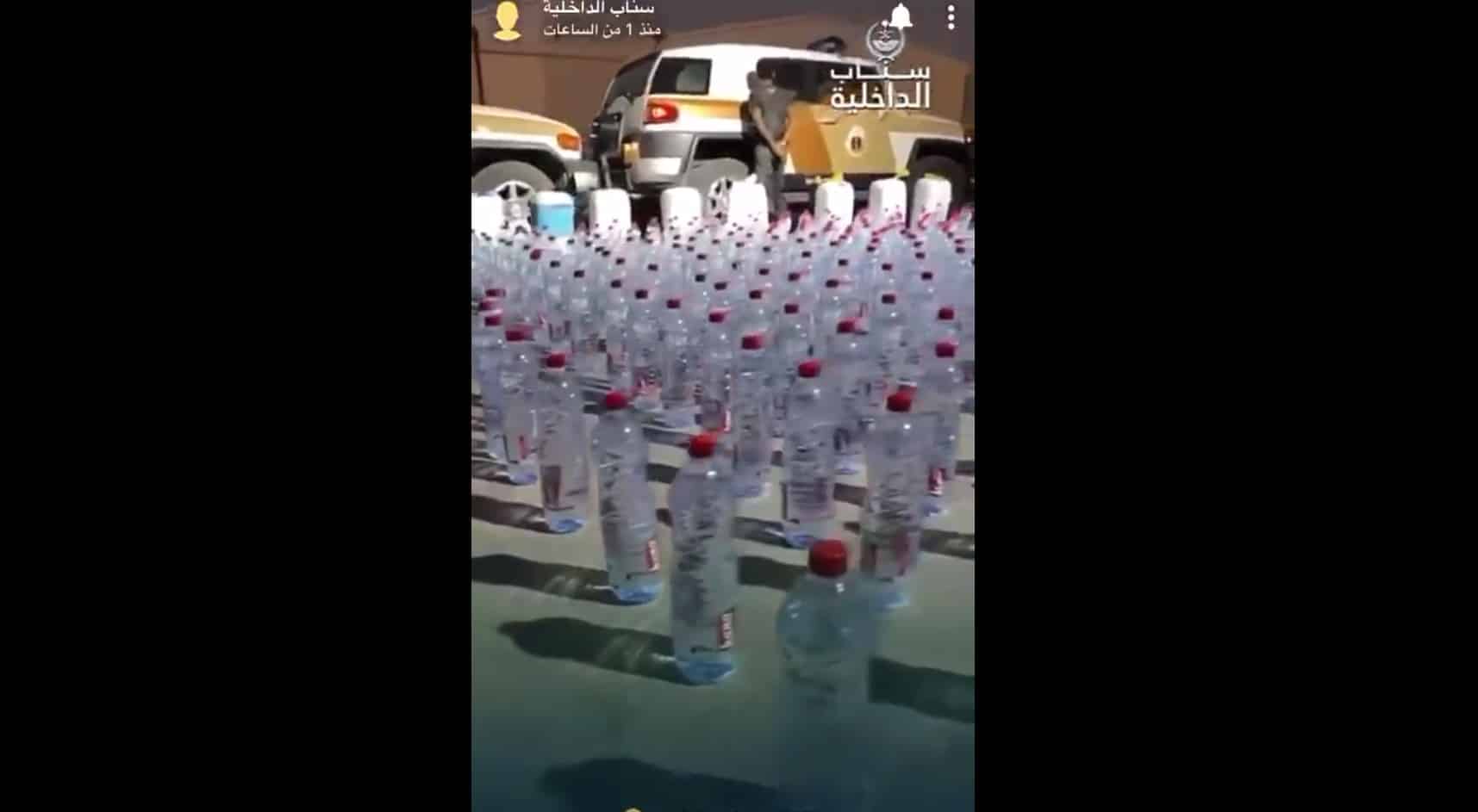فيديو سناب الداخلية لضبط 1056 قارورة مسكرات بحوزة إثيوبي في الرياض