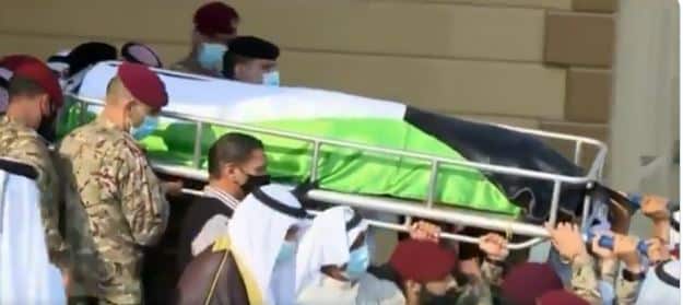 فيديو.. نقل جثمان الشيخ صباح لمقبرة الصليبيخات لدفنه