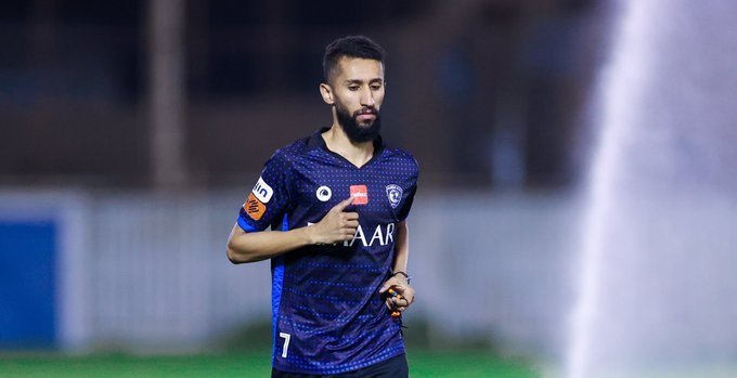 سبب غياب سلمان الفرج عن مباراة الهلال والعين