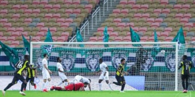 صورة مباراة الاتحاد والأهلي .. العميد يُمتع ويتقدم بثنائية بالشوط الأول