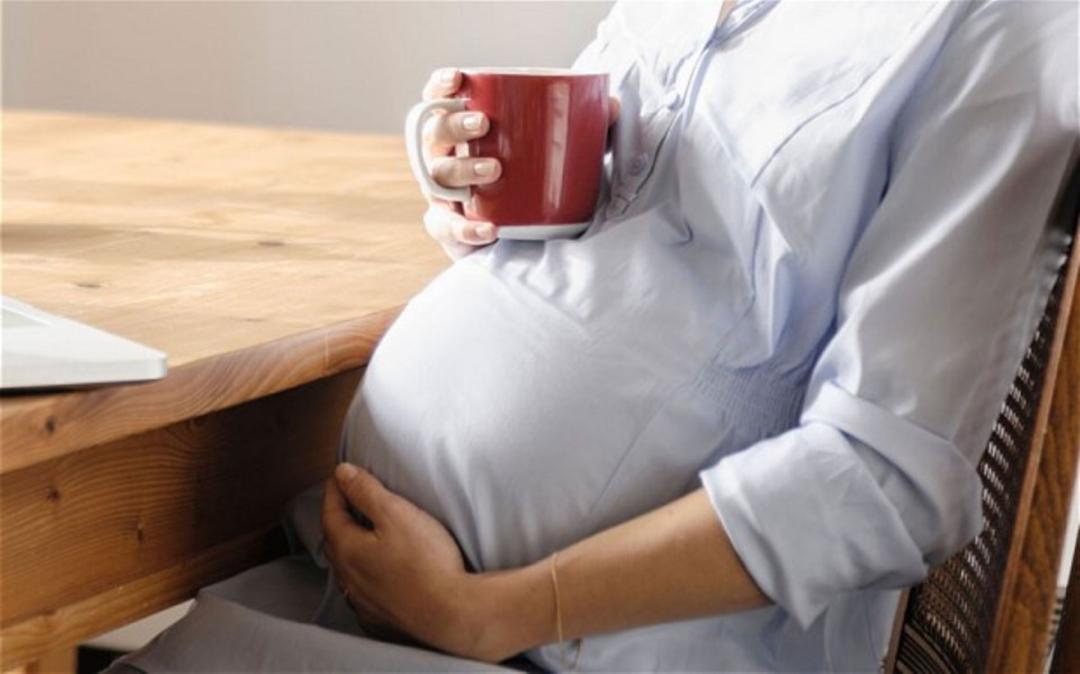 بدانة طفلك يسببها أكلك خلال الحمل