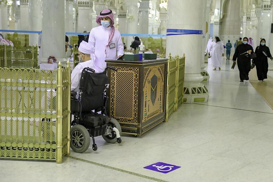 المسجد الحرام يخصص مصلى ومداخل لذوي الإعاقة