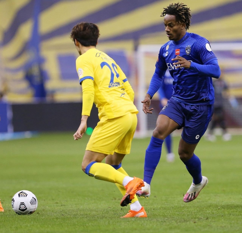 الهلال والنصر يتعادلان سلبيًّا في الشوط الأول 3 ديربي الرياض