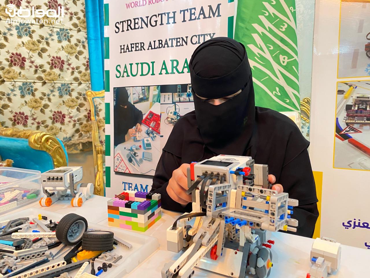 ليان الظفيري ممثل السعودية بأولمبياد الروبوت: سأحقق المركز الذي يليق بي
