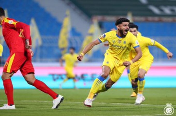 النصر يتجاوز كورونا ويُحقق أول فوز بـ الدوري أمام القادسية