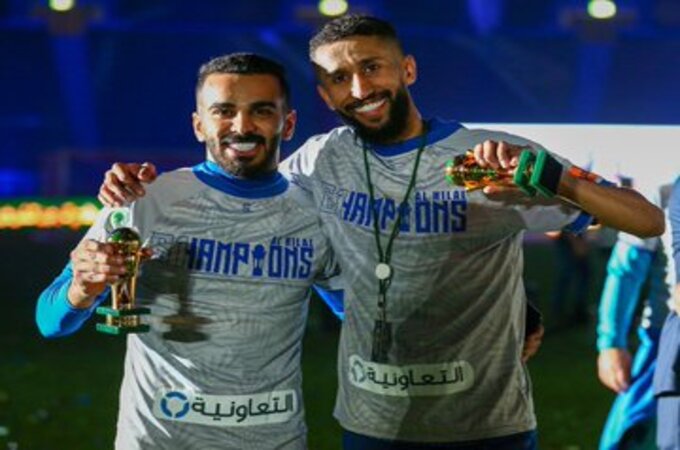 تتويج الهلال بكأس الملك