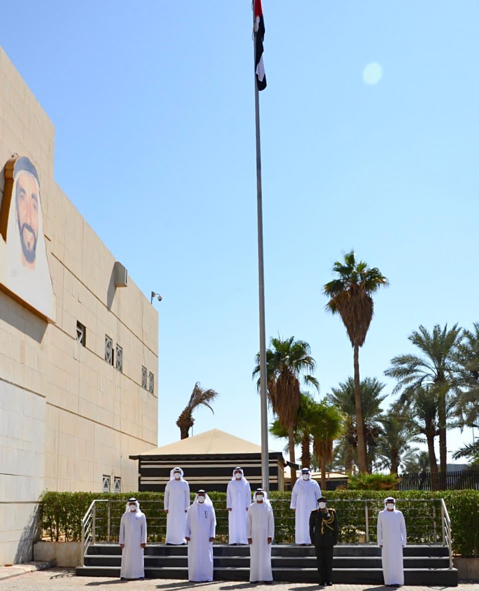 سفارة الإمارات بالرياض تحتفل بـ يوم العلم