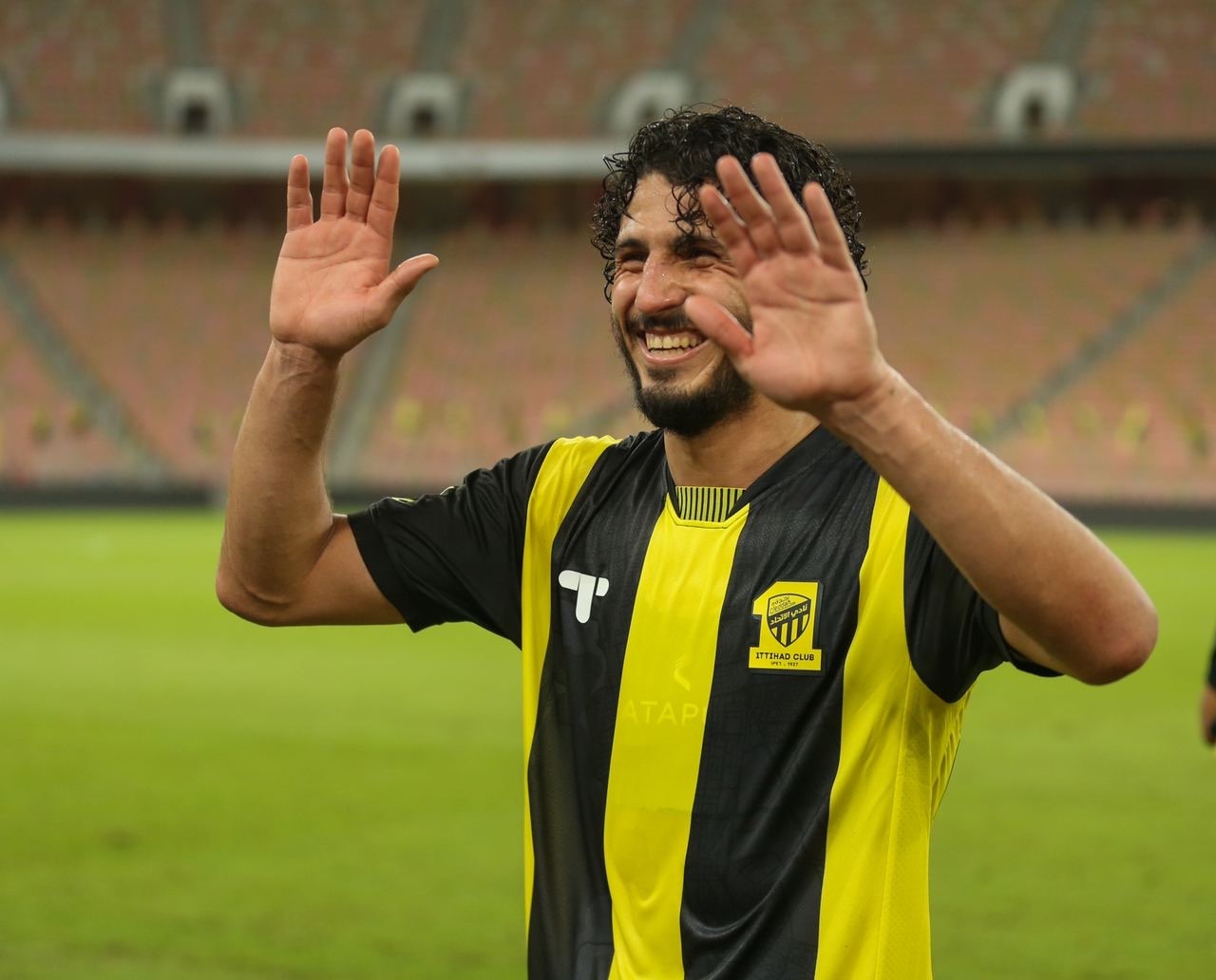 مطالبة باستمرار أحمد حجازي في الاتحاد حتى الاعتزال