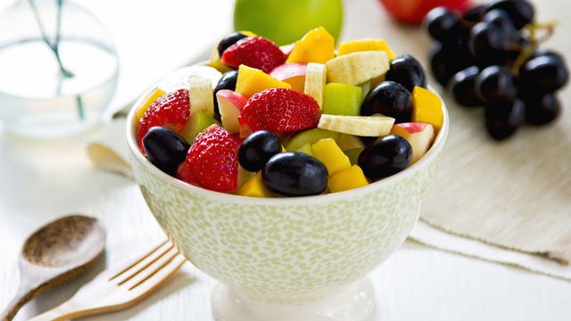 احلى سلطة فواكه بالصور