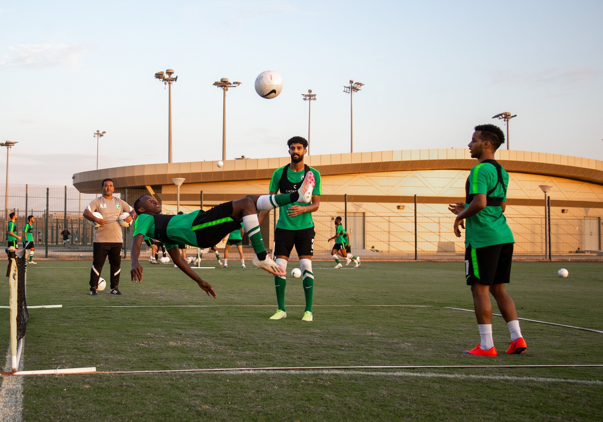 المنتخب السعودي يعاود تدريباته