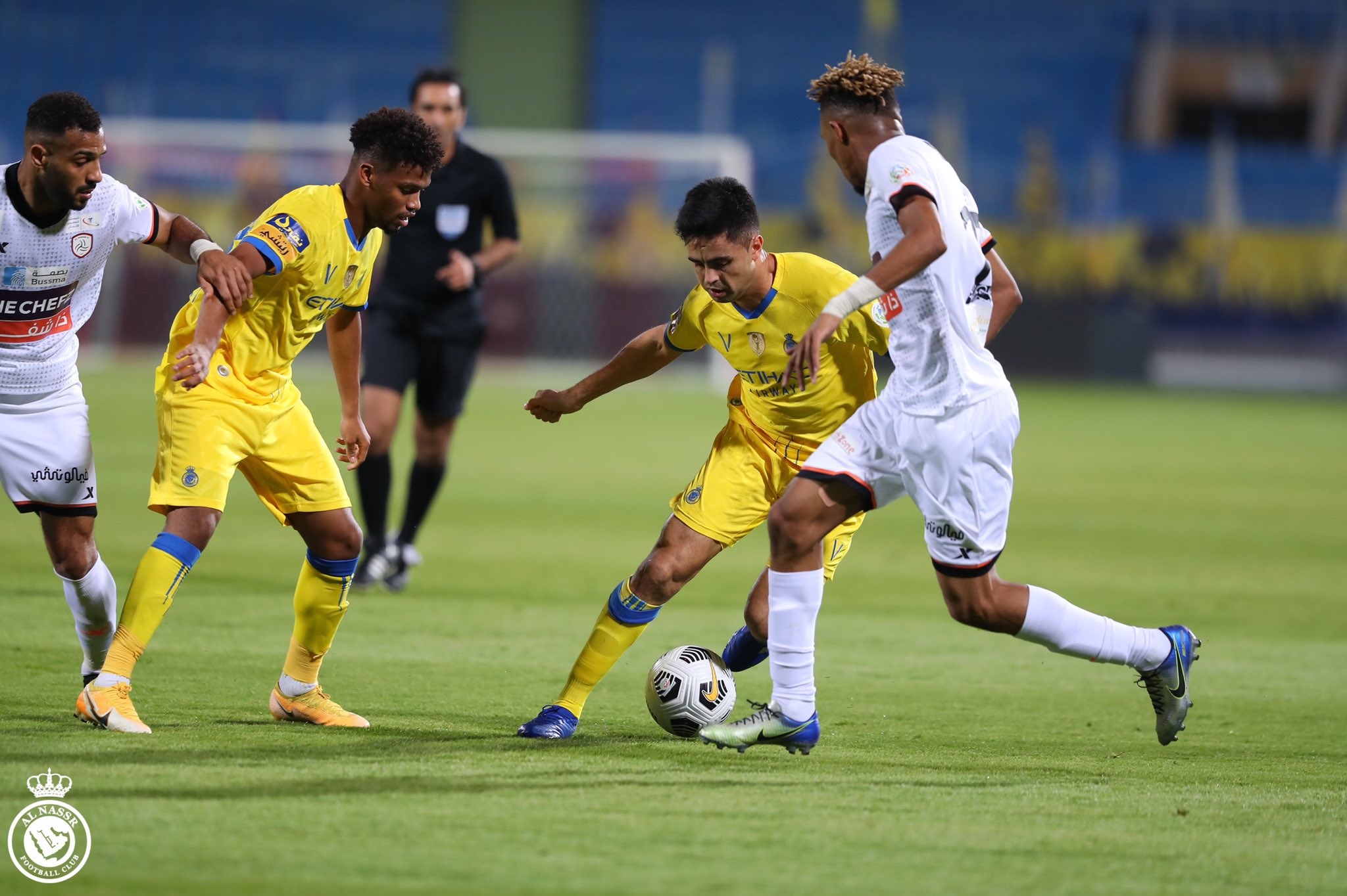 بانيغا يقود الشباب لتحقيق فوز قاتل ضد النصر