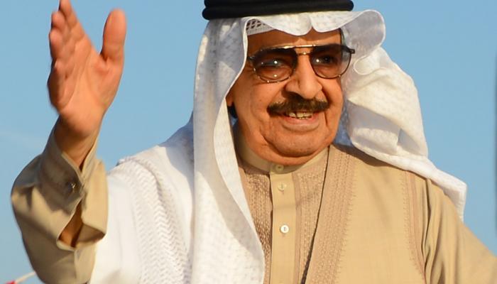 مراسم دفن رئيس وزراء البحرين الأمير خليفة بن سلمان مقتصرة على الأقارب