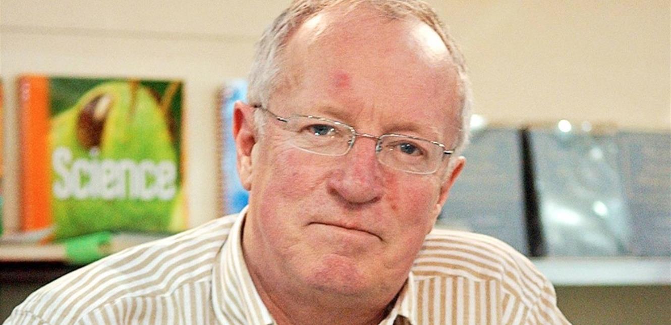 وفاة روبرت فيسك أشهر مراسل صحفي بريطاني في الشرق الأوسط
