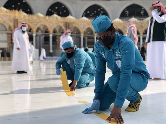 إعادة ترتيب مسارات صحن المطاف لتحقيق التباعد المكاني