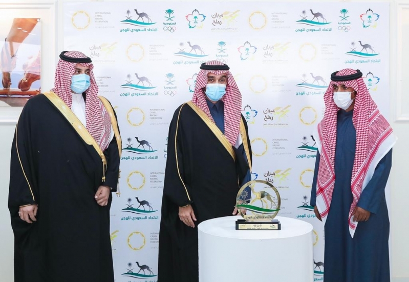 وزير الرياضة: سباقات الهجن تحظى بدعم دائم من قيادتنا 2 سباق رماح للهجن