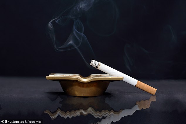 دراسة: الأشخاص الذين يدخنون سيجارة واحدة يوميًّا يمكن أن يكونوا مدمنين