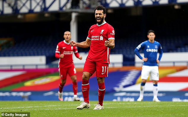 كاراغر: محمد صلاح يضغط على ناديه لتحسين عقده  