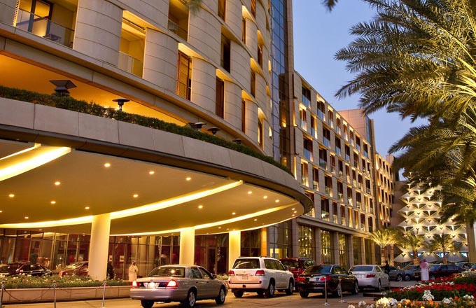 فندق الفيصلية يستعد للتحول إلى أكثر العقارات تميزًا في الرياض