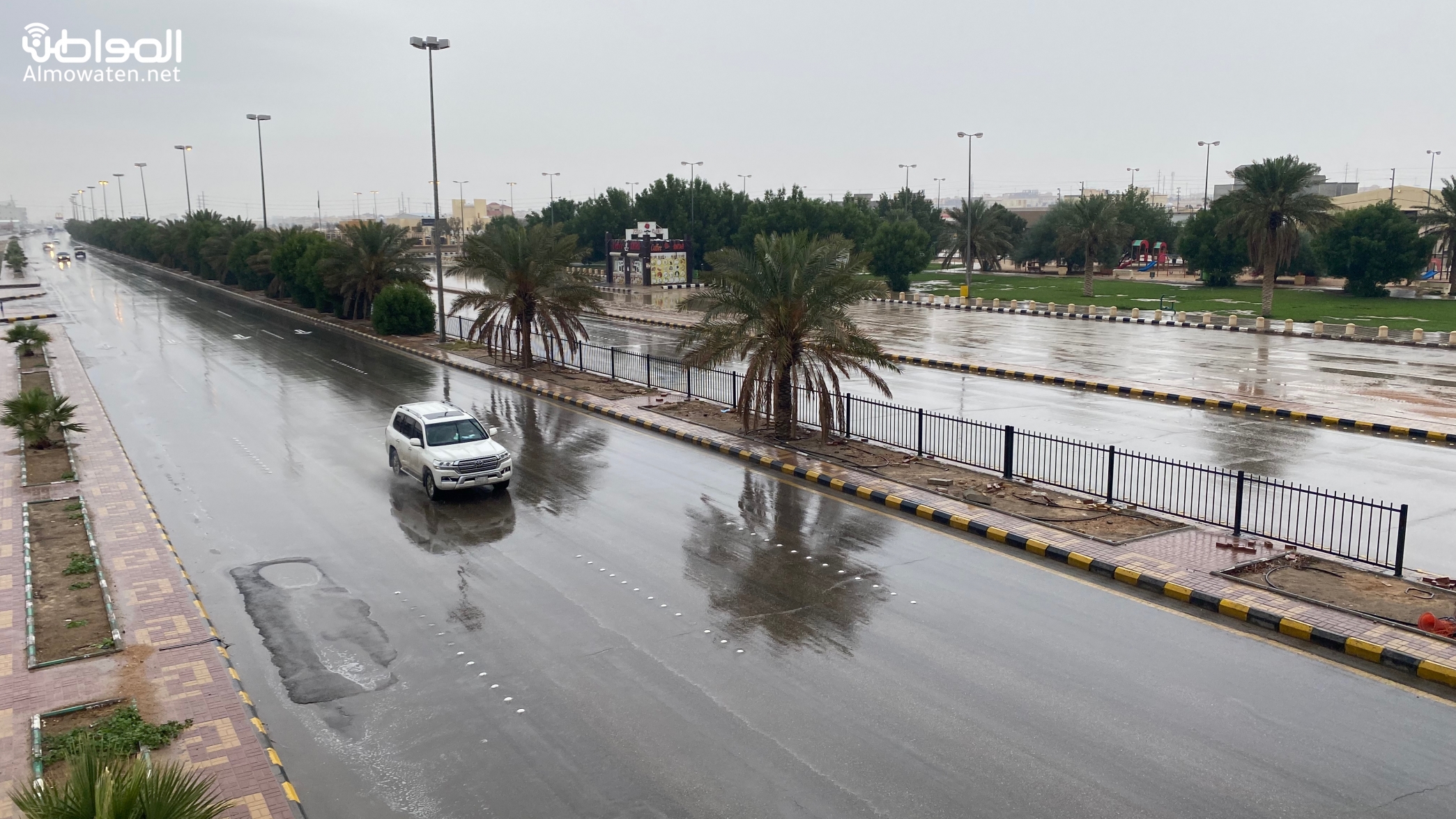 شاهد.. حفر الباطن تصحو على زخات المطر