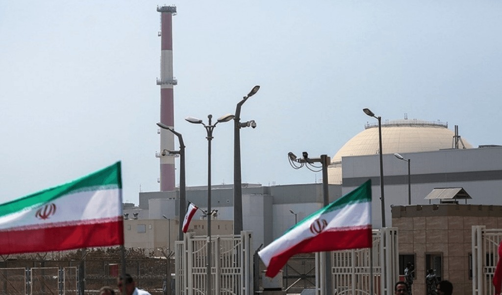 أمريكا تلوح بالخيار العسكري لمنع إيران من النووي