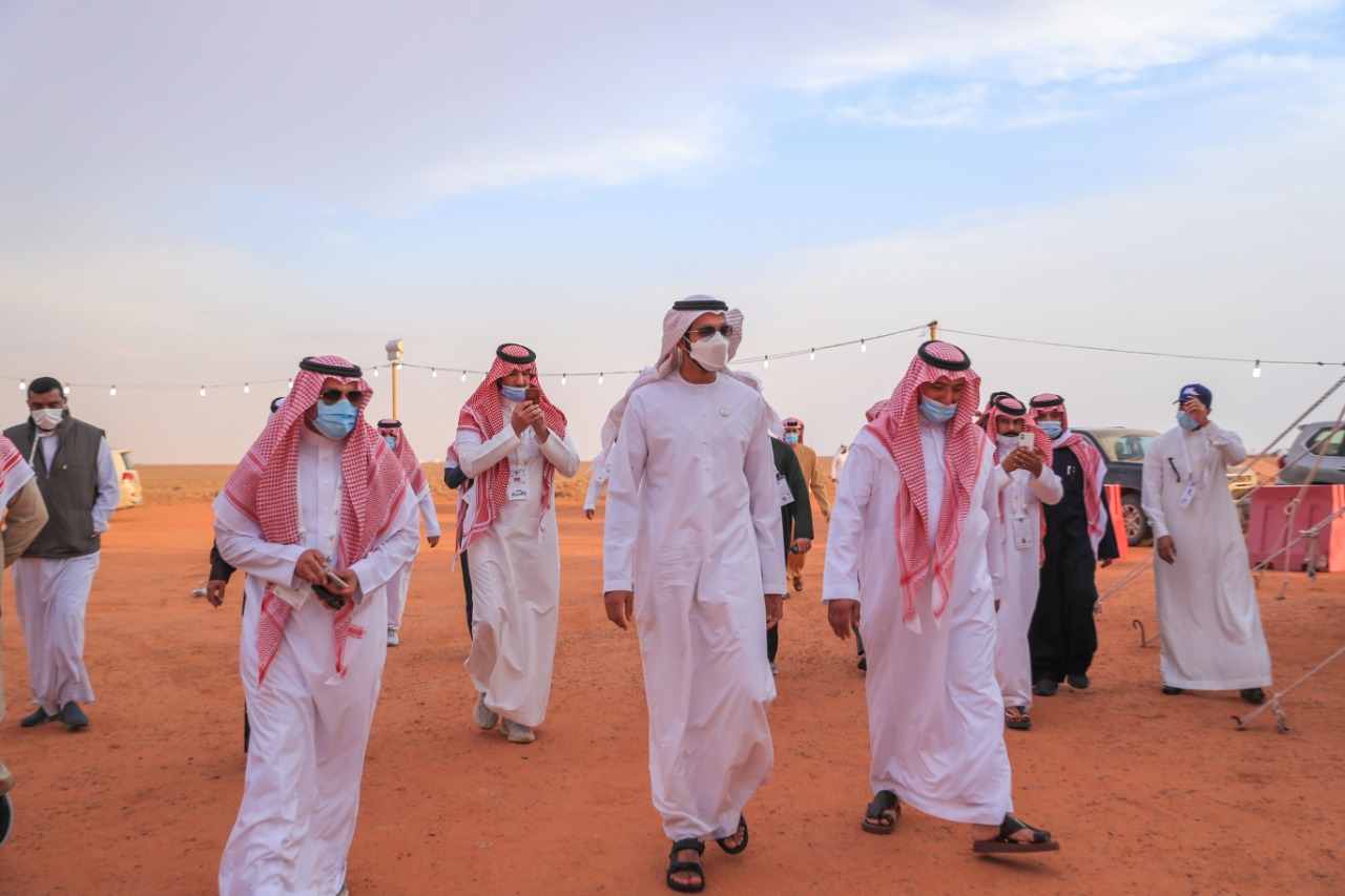 سفير الإمارات يثني على مهرجان الإبل: تنظيم استثنائي في ظروف استثنائية