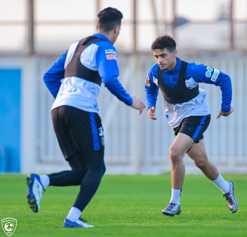 الهلال