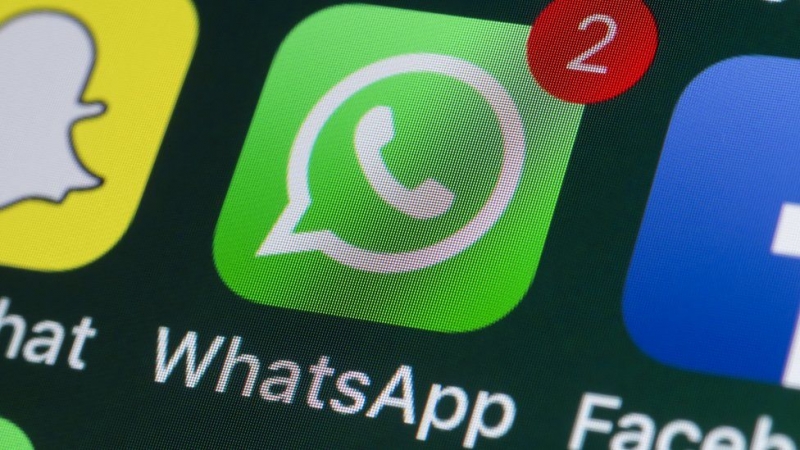 تحديث WhatsApp الجديد يتيح تعيين خلفية لكل دردشة 