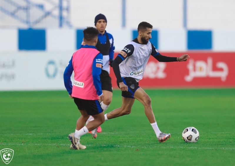 سلمان الفرج وهيون سو يُنعشان تدريبات الهلال 2 سلمان الفرج