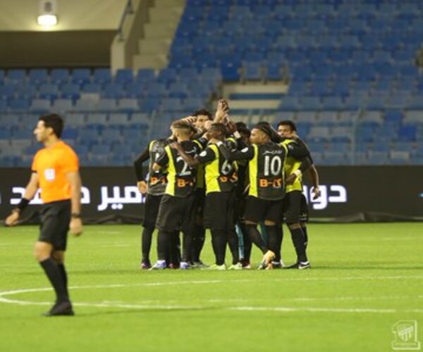 جمال عارف يختص 3 عناصر في الاتحاد بنقد عنيف