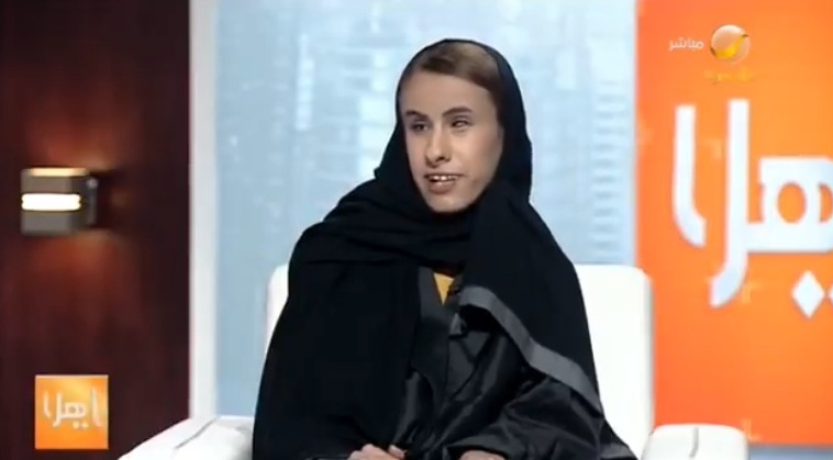 بالفيديو.. فتاة سعودية تبدع في التصوير الفوتوغرافي رغم ضعف بصرها