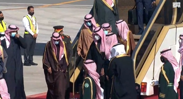 محمد بن سلمان يستقبل أمير الكويت لحضور القمة الخليجية برئاسة الملك سلمان