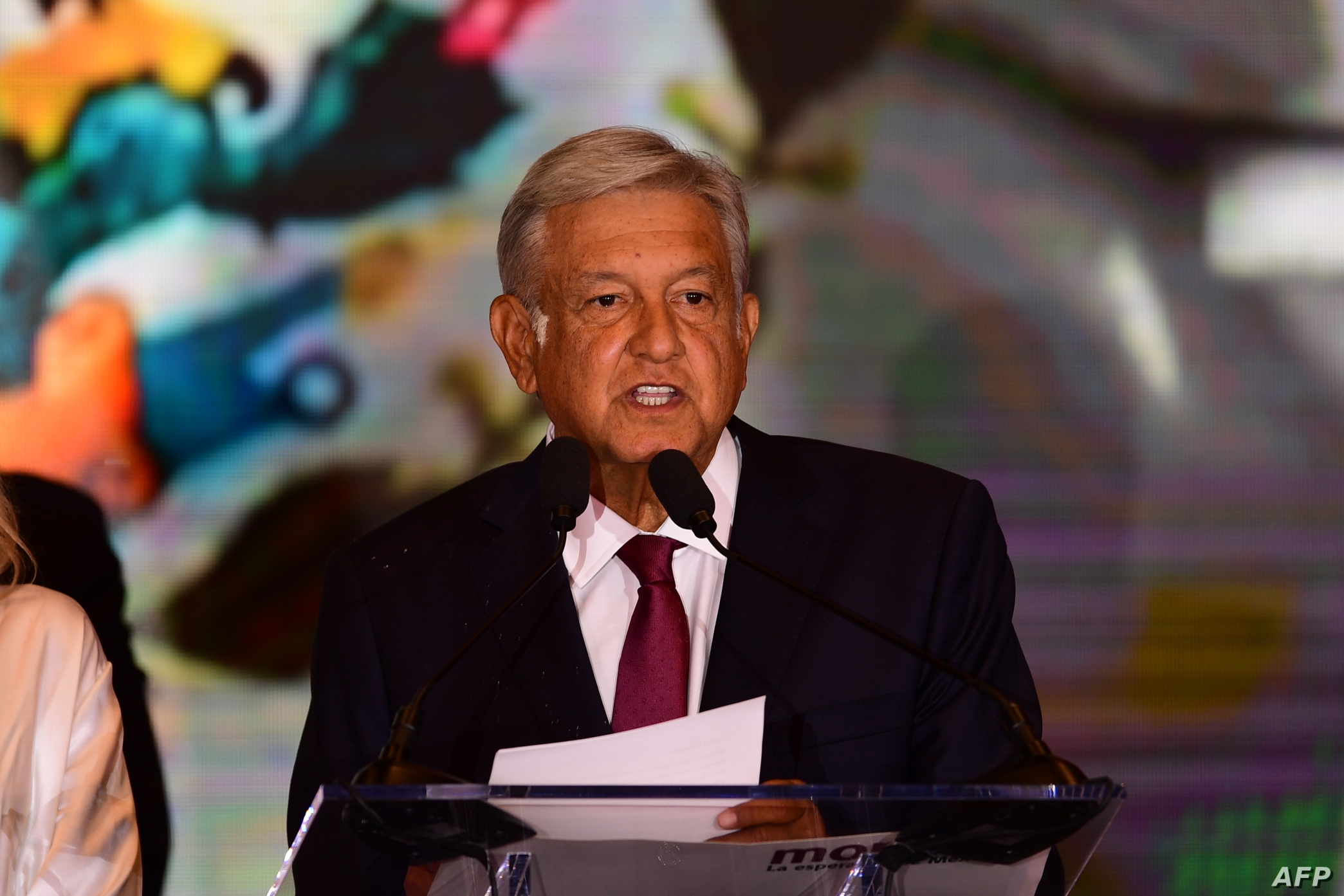 رئيس المكسيك يعلن إصابته بفيروس كورونا