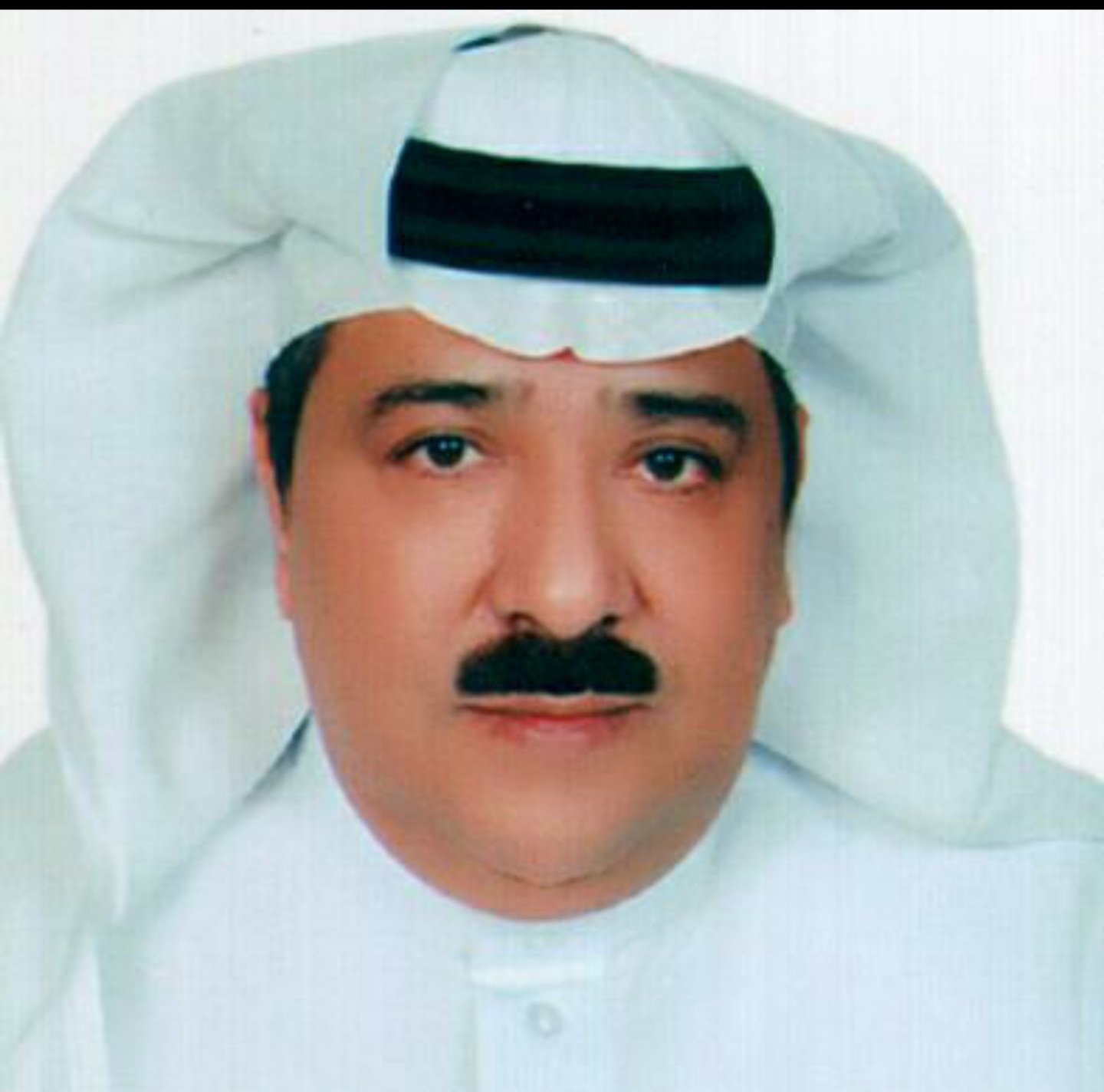 المذيع فهد الحمود في ذمة الله والصلاة عليه غدًا في مقبرة الشمال