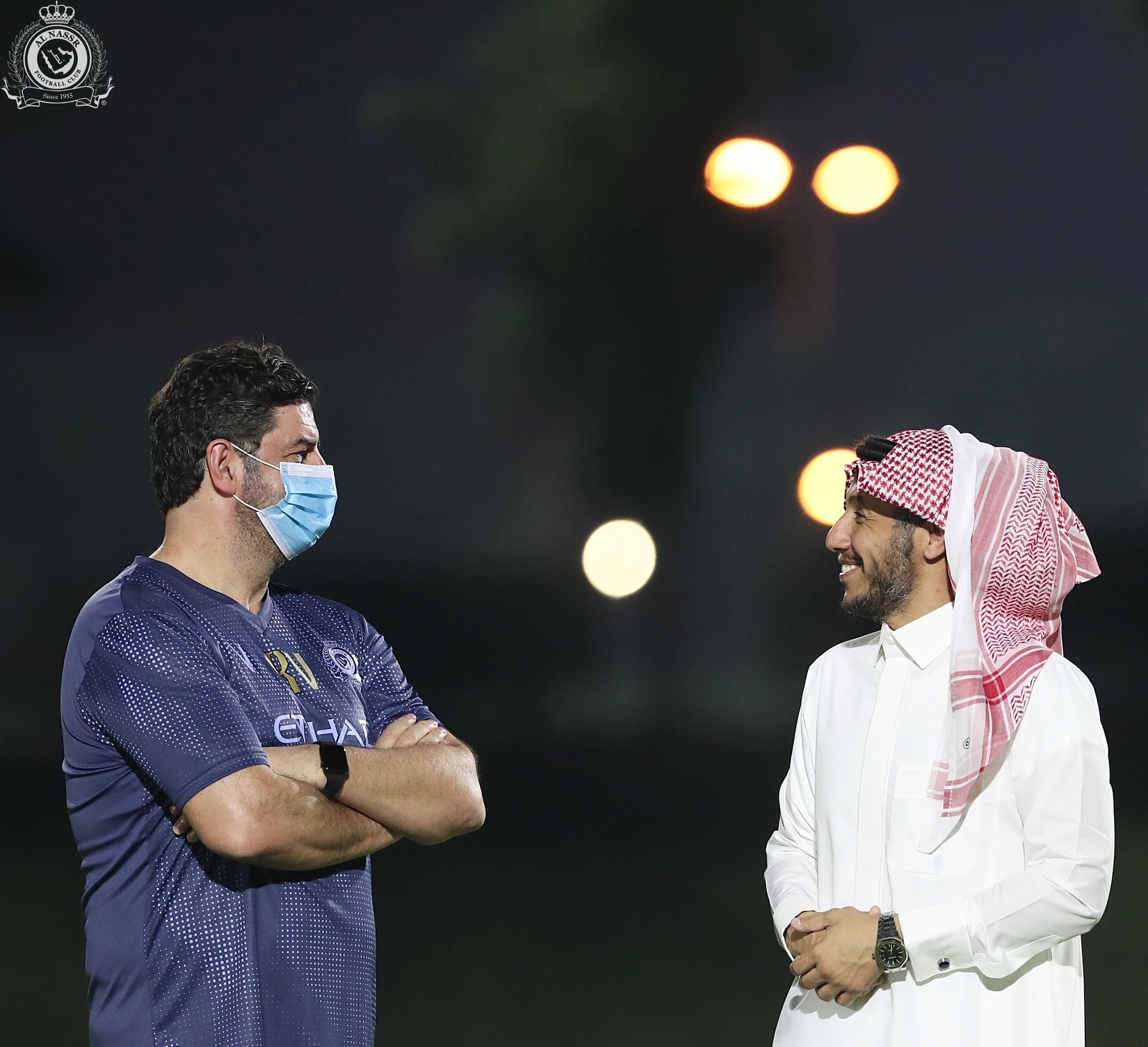 فيتوريا يطير إلى البرتغال دون اتفاق مع النصر