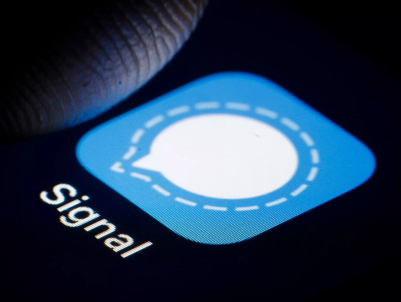 تصريح مثير للجدل لرئيس Signal: التطبيق لن يحل محل WhatsApp