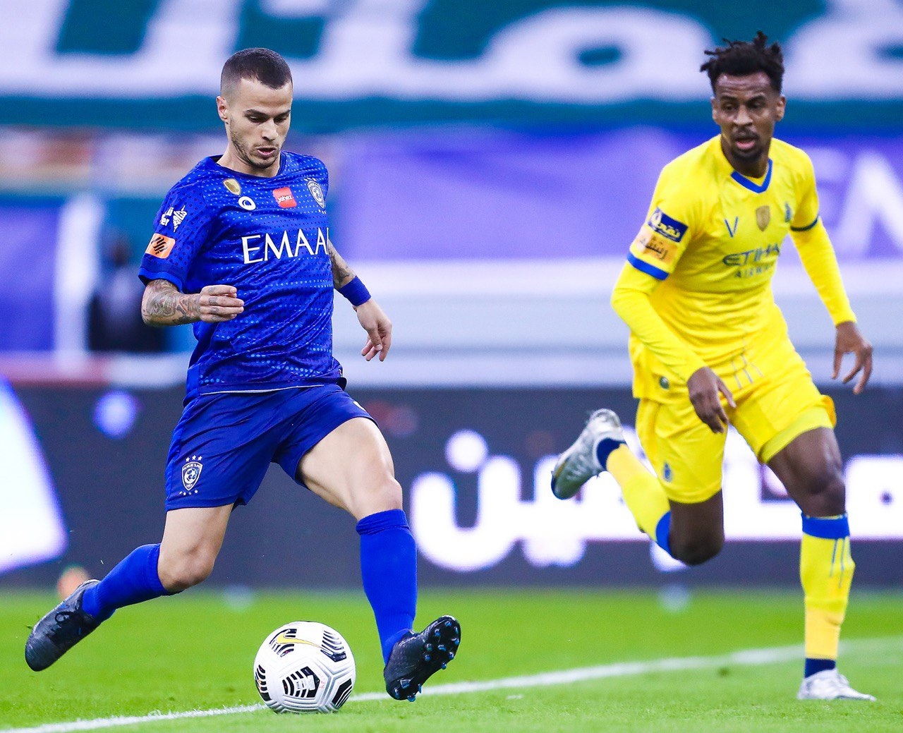 العجلان عن مباراة الهلال والنصر : العالمي الأقرب لحصد اللقب