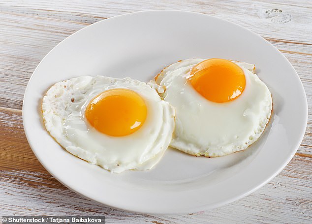 تناول البيض يوميًّا قد يسبب الوفاة بنسبة 14%