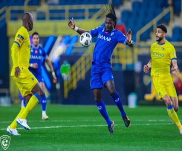 جوميز في مباراة الهلال والنصر