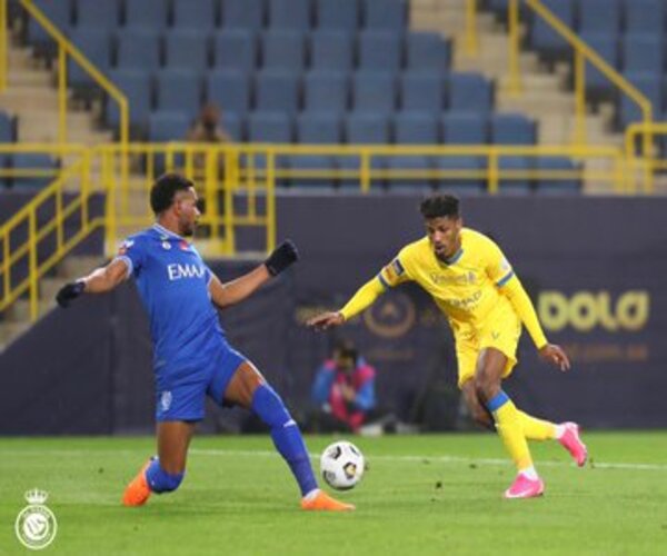 هدية النصر لـ رائد الغامدي بعد الفوز على الهلال