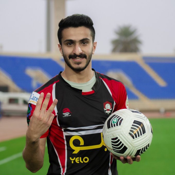 عبدالله المقرن لاعب الرائد
