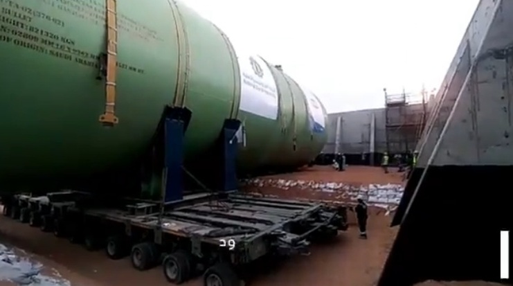 فيديو.. أكبر خزان غاز مُسال في العالم يصل إلى الرياض