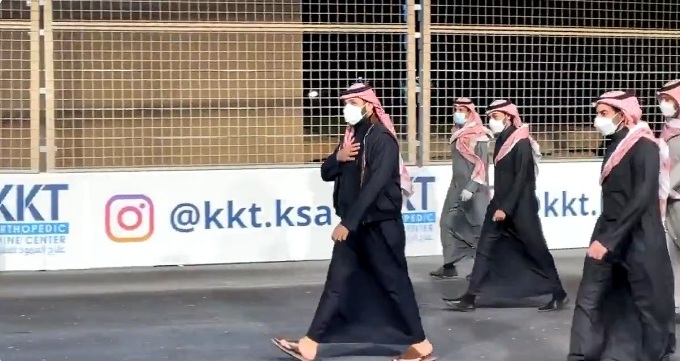 الأمير محمد بن سلمان يحيي جمهور سباق فورمولا الدرعية