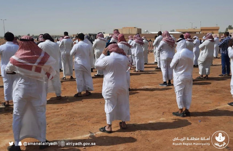 أمانة الرياض تنظم أعمال الدفن والصلاة في المقابر وفق الإجراءات الاحترازية