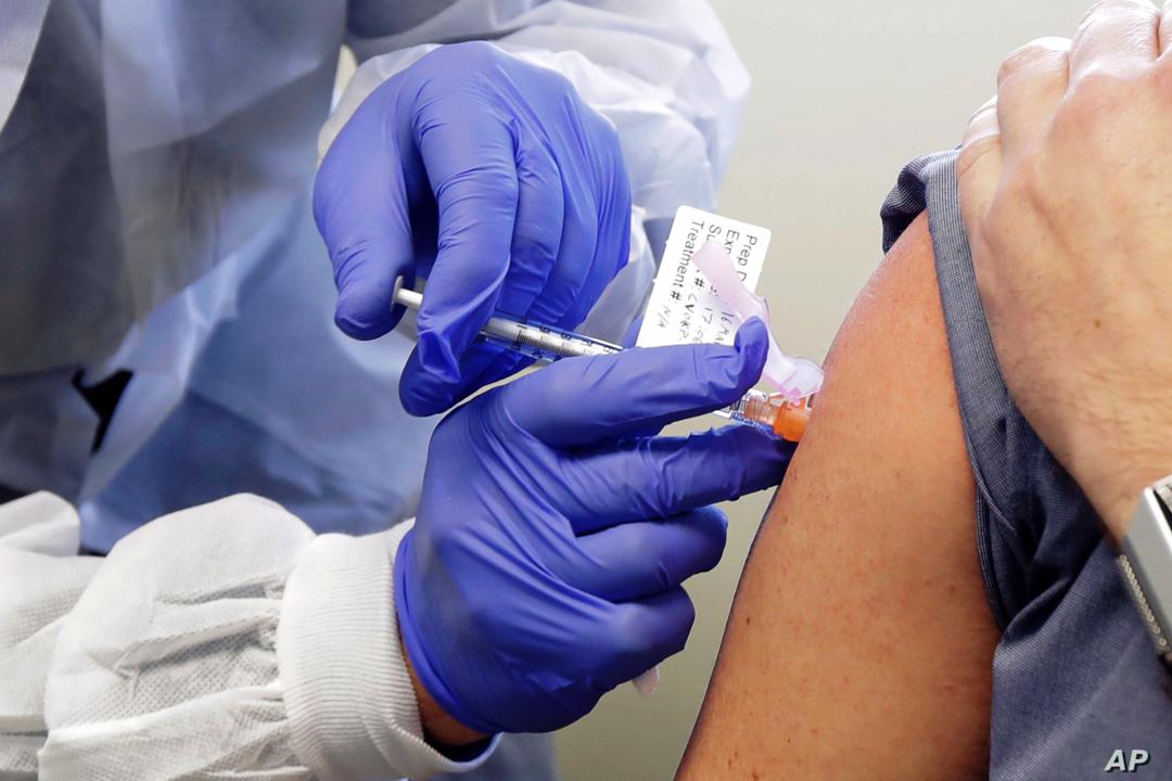 هل تراجعت حالات كورونا عالميًا بعد تسجيل اللقاحات؟