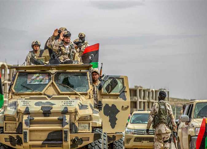 الجيش الليبي يدعو لمساندة السلطة الجديدة ويتعهد بدعمها