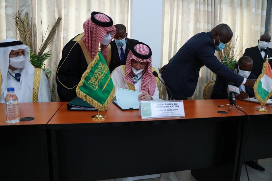 السعودية وكوت ديفوار توقعان اتفاقية عامة للتعاون