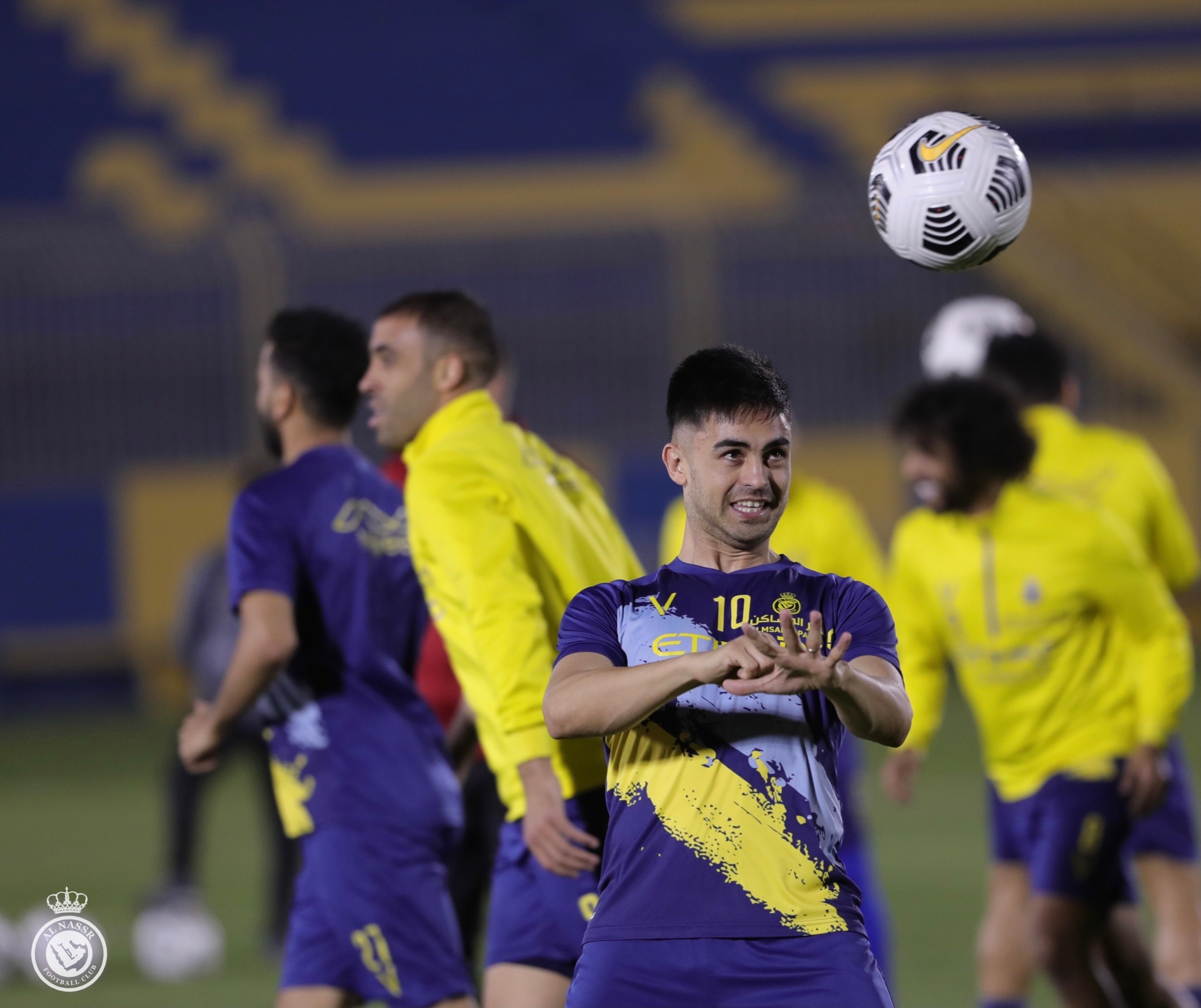 مادو يعود لتدريبات النصر والغنام يغيب